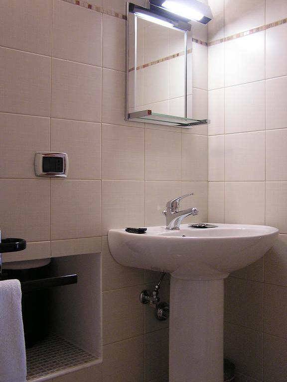 Art Transparent B&B Grottaglie Bagian luar foto
